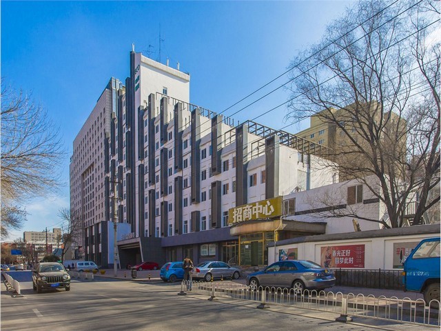 手持式割草机如何更换